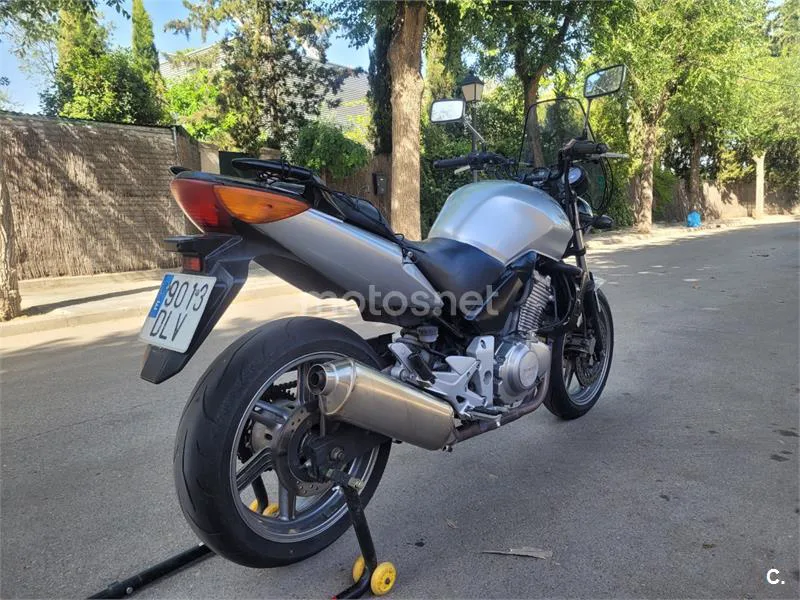Honda CBF 500 – Vista 4