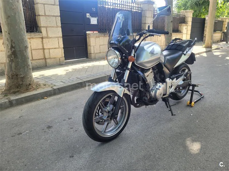 Honda CBF 500 – Vista 6