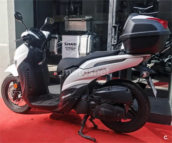 Yamaha Xenter 125 – Vista 5