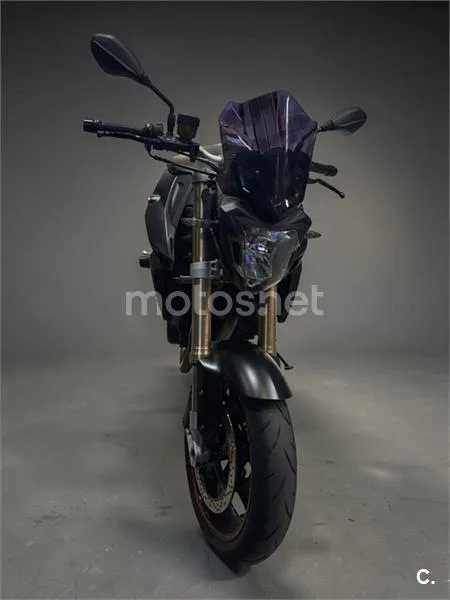 BMW F 800 R – Vista 7