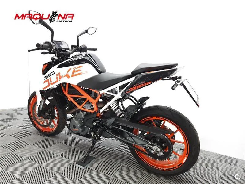KTM 390 – Vista 17