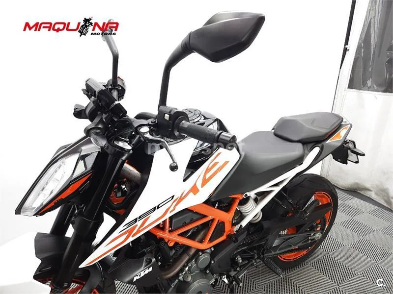 KTM 390 – Vista 20