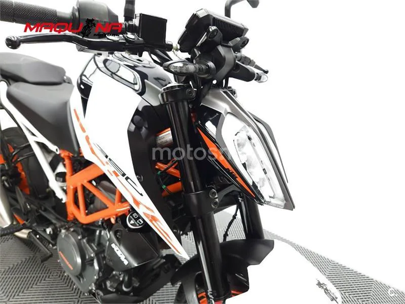 KTM 390 – Vista 3