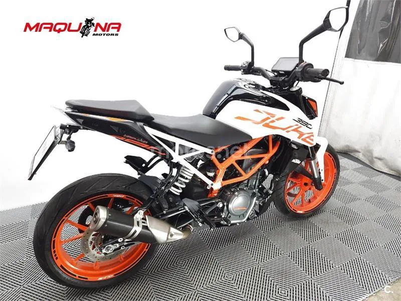 KTM 390 – Vista 4