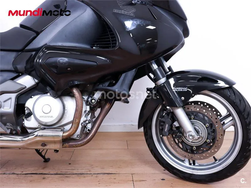 Honda NT 700 Deauville – Vista 27