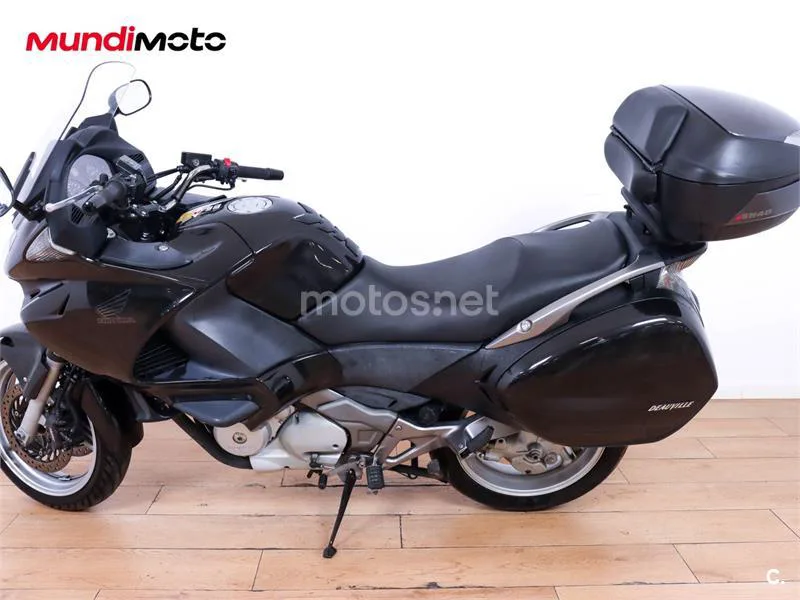 Honda NT 700 Deauville – Vista 6