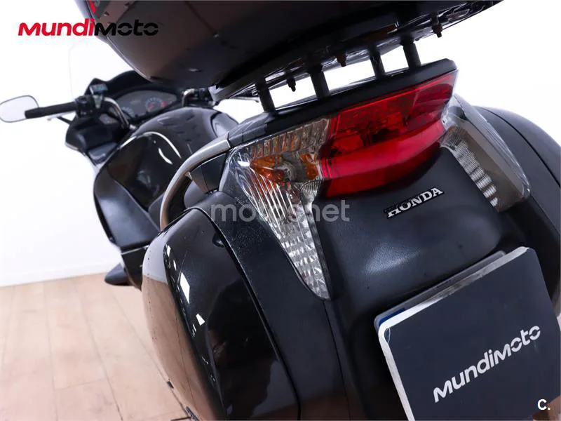 Honda NT 700 Deauville – Vista 9