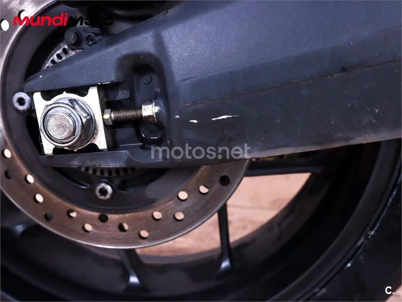 Honda CBR 650 R – Vista 14