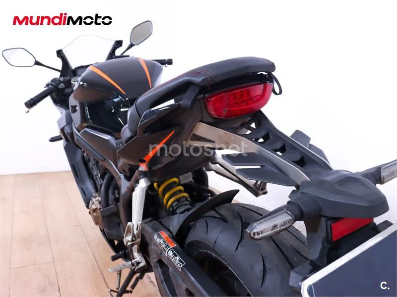 Honda CBR 650 R – Vista 9