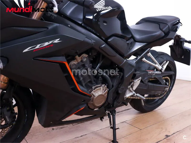 Honda CBR 650 R – Vista 10