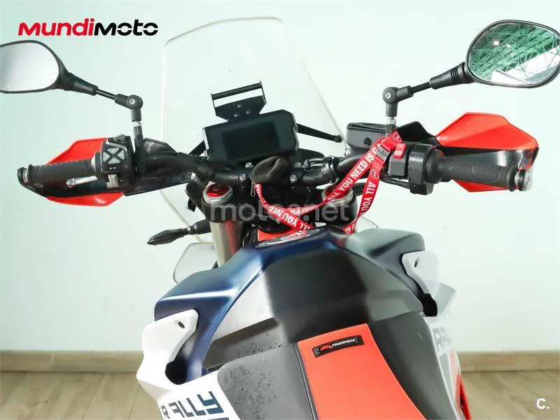 KTM 890 – Vista 11