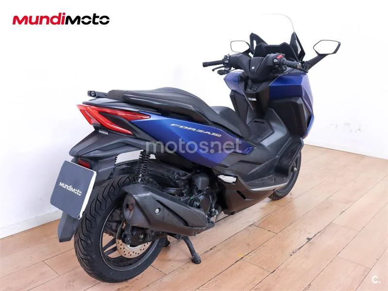 Honda Forza 350 – Vista 3