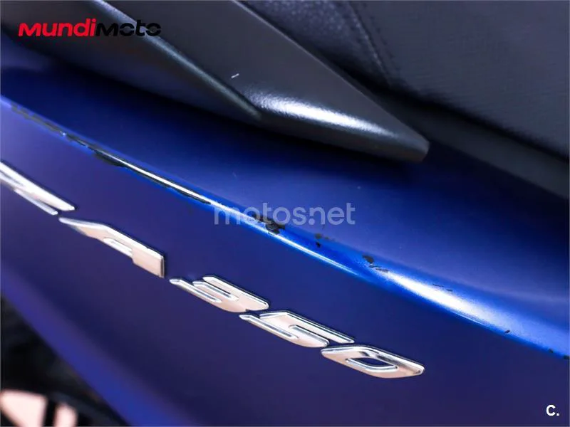 Honda Forza 350 – Vista 25