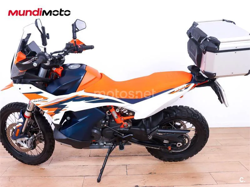 KTM 890 – Vista 6