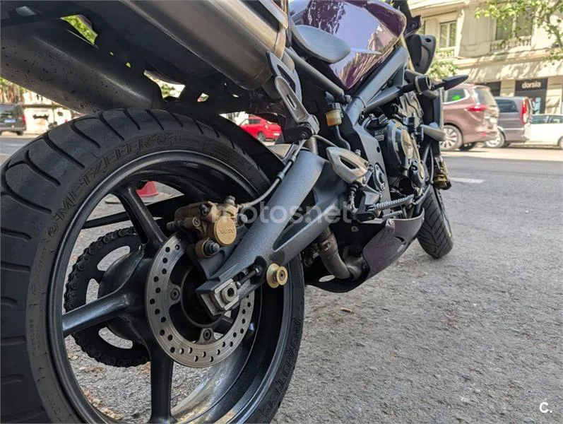 Triumph Street Triple – Vista 9