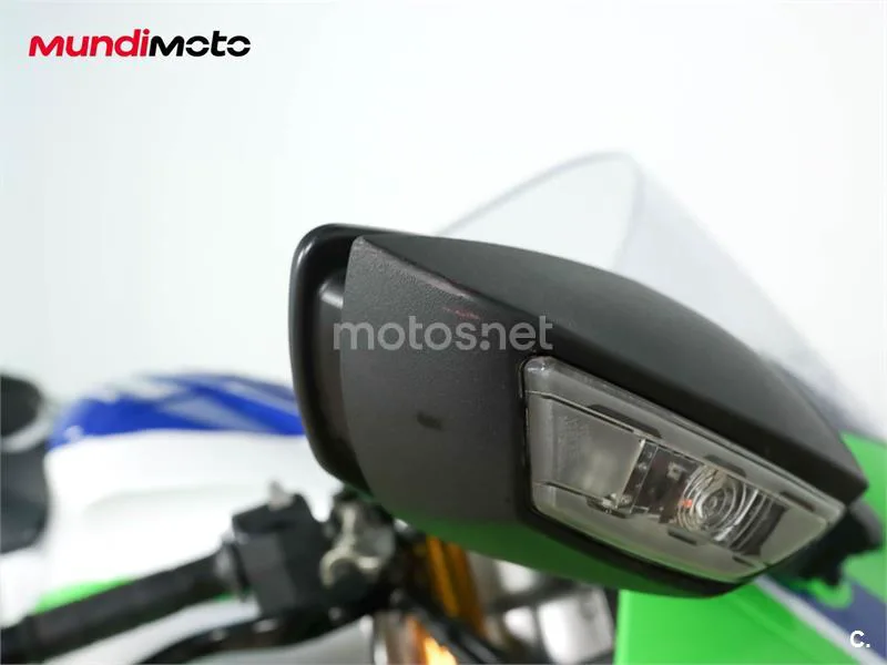Kawasaki Ninja ZX-10R – Vista 14