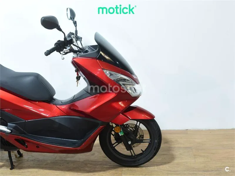 Honda PCX 125 – Vista 4
