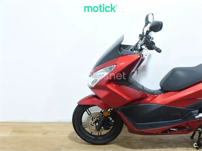 Honda PCX 125 – Vista 8