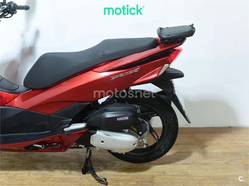 Honda PCX 125 – Vista 9