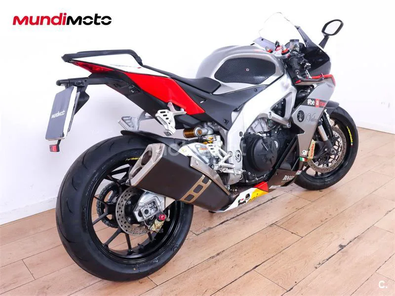 Aprilia RSV4 R – Vista 3