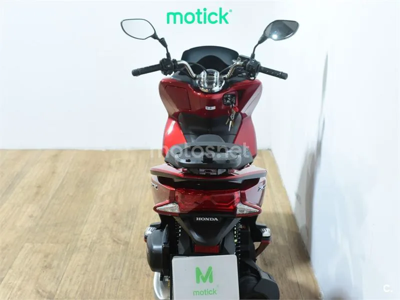 Honda PCX 125 – Vista 6