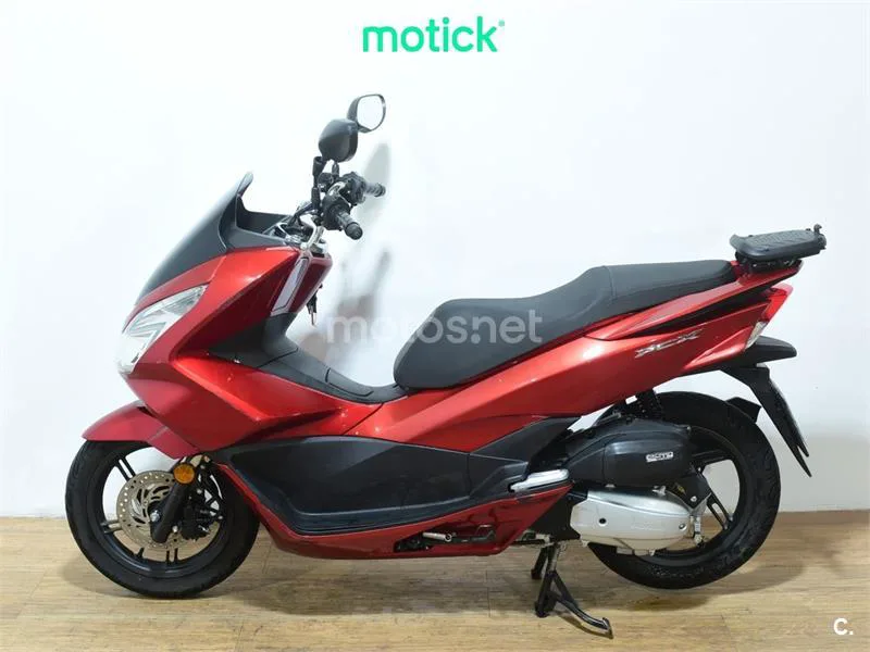 Honda PCX 125 – Vista 7