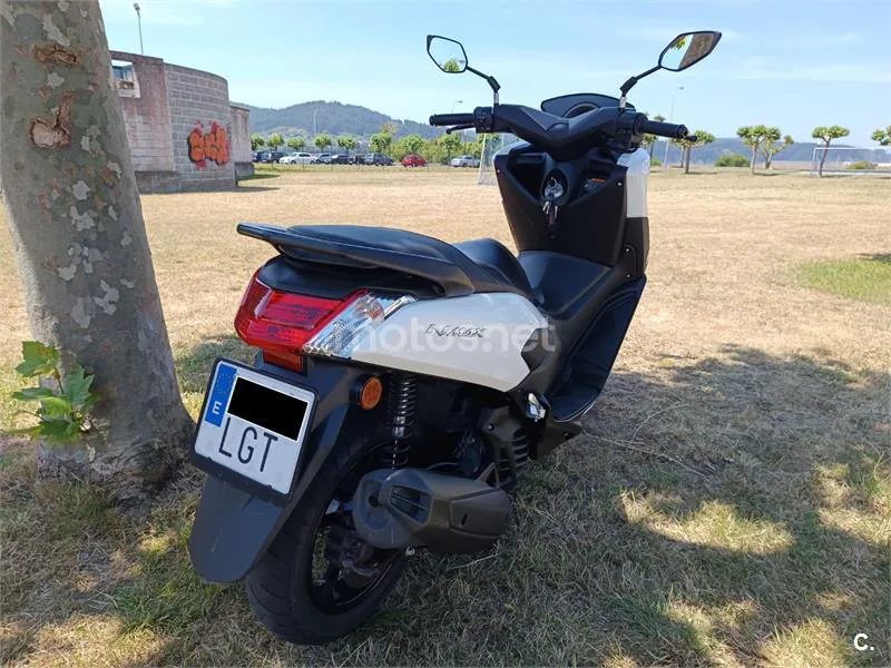 Yamaha NMAX – Vista 4