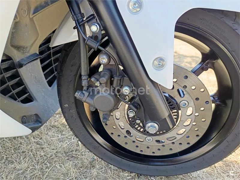 Yamaha NMAX – Vista 8