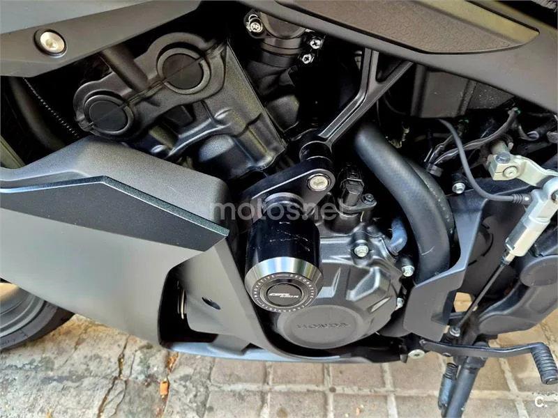 Honda CBR 650 R – Vista 12