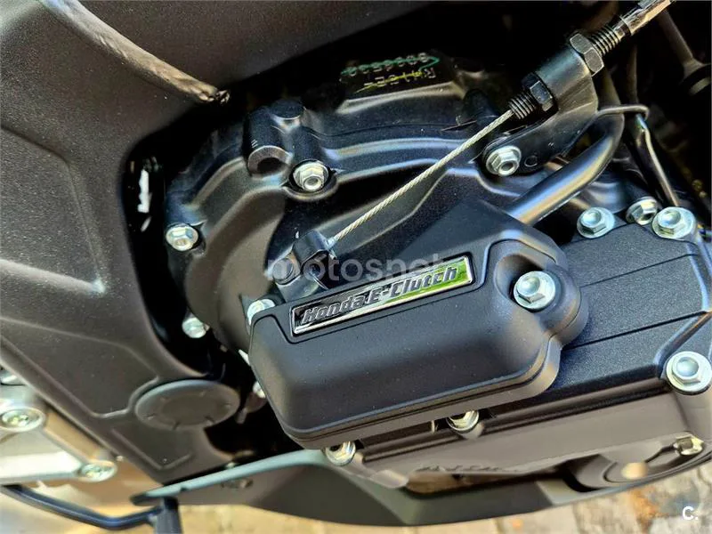 Honda CBR 650 R – Vista 13