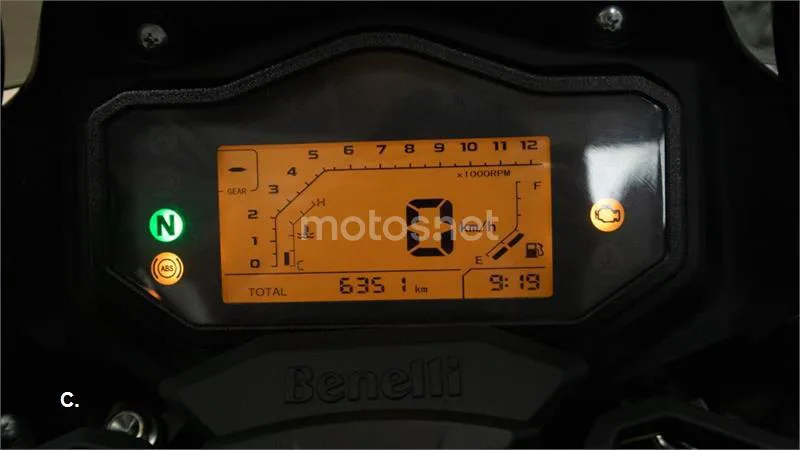 Benelli TRK – Vista 7