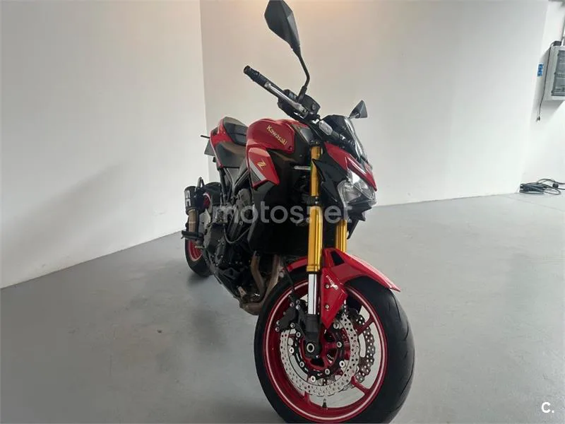 Kawasaki Z900 – Vista 3