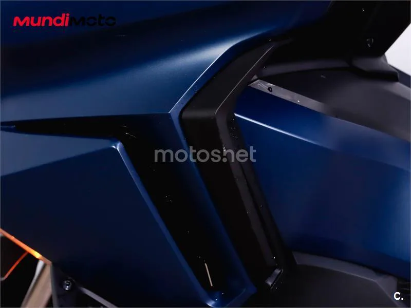 Honda Forza 750 – Vista 13