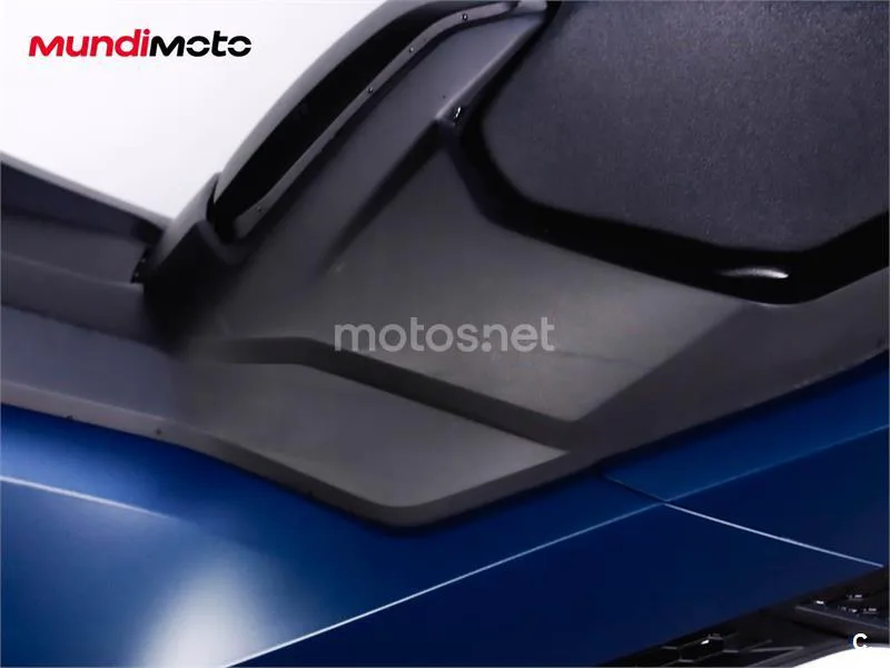 Honda Forza 750 – Vista 22