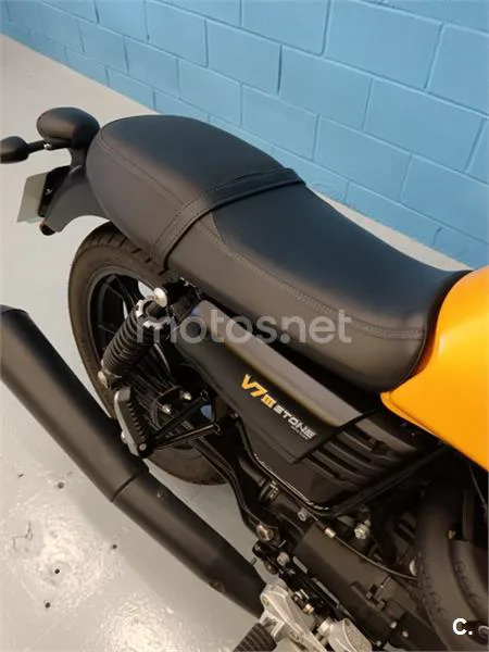 Moto Guzzi V7 III – Vista 14