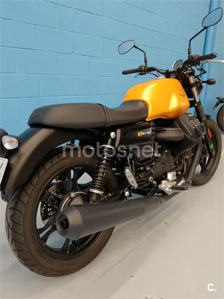 Moto Guzzi V7 III – Vista 16