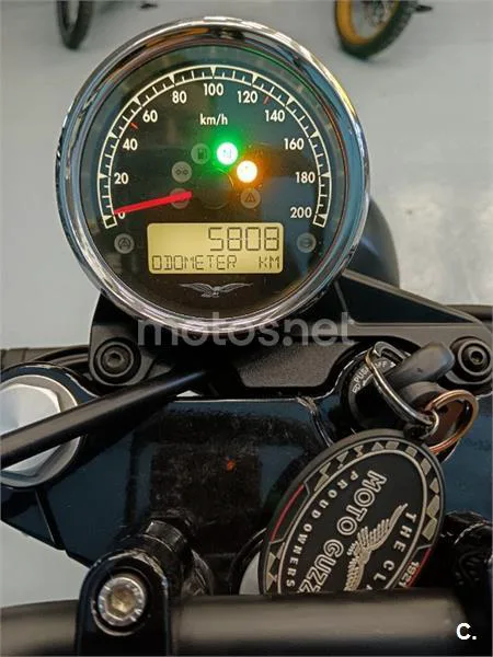 Moto Guzzi V7 III – Vista 9