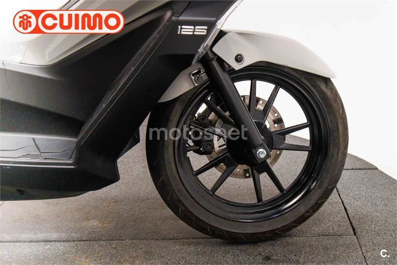 Kymco Sky Town 125 – Vista 14