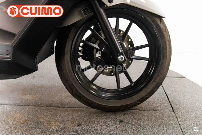 Kymco Sky Town 125 – Vista 17