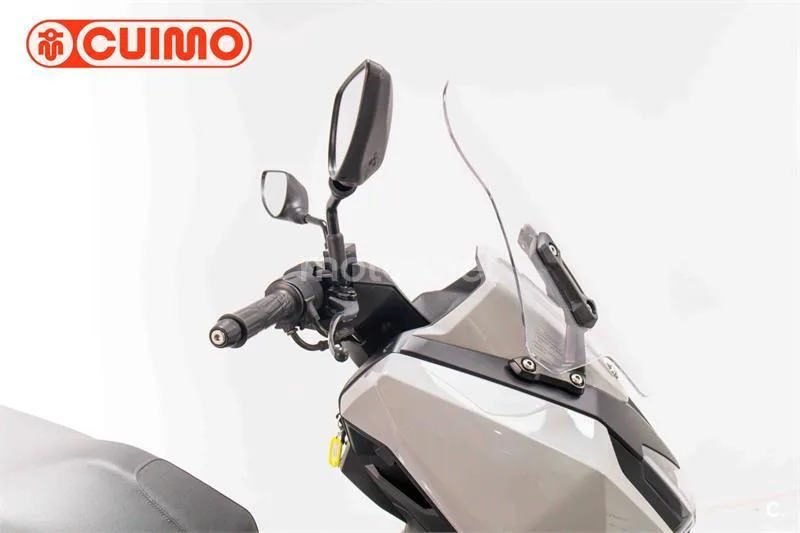 Kymco Sky Town 125 – Vista 18