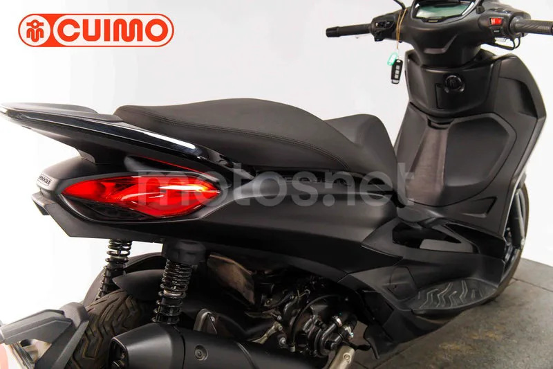 Piaggio Beverly 300 – Vista 16