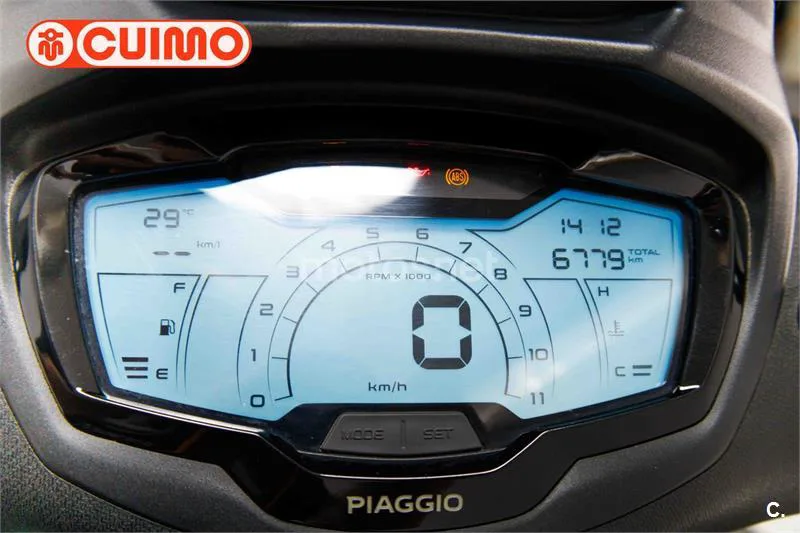 Piaggio Beverly 300 – Vista 23