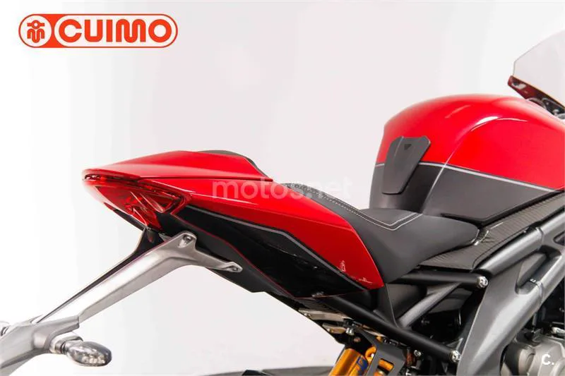 Triumph Speed Triple – Vista 16