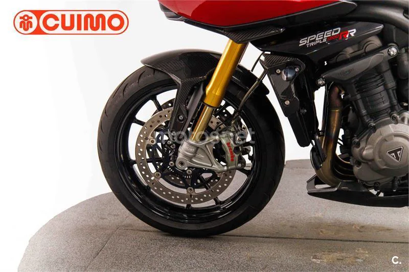Triumph Speed Triple – Vista 21