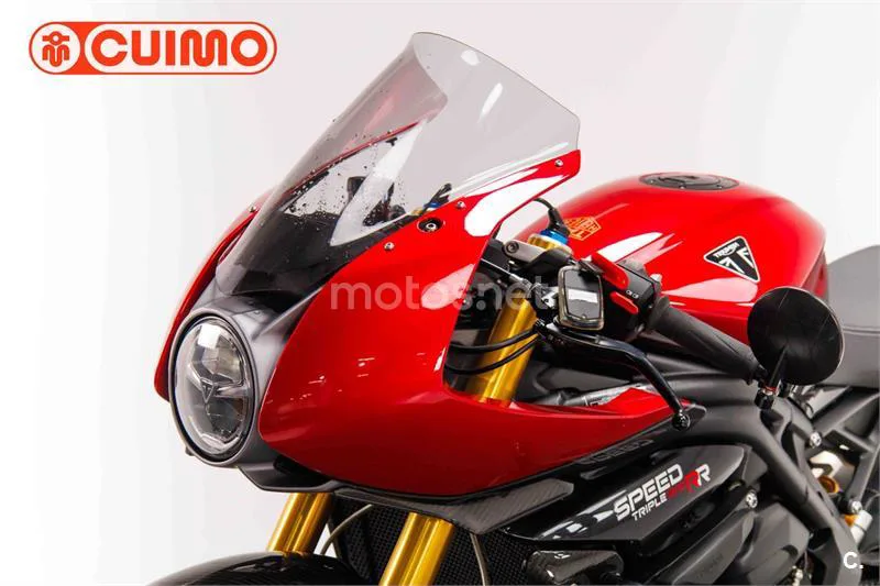 Triumph Speed Triple – Vista 22