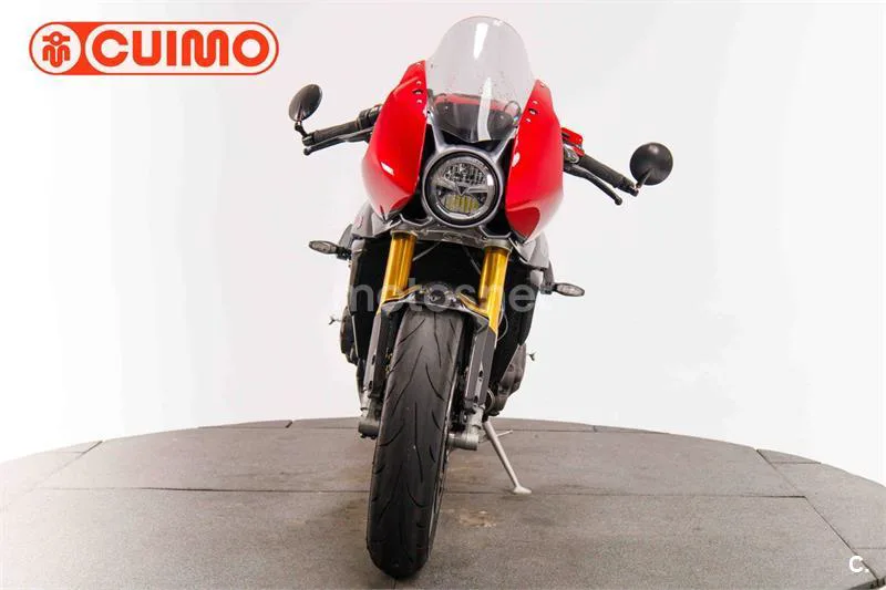 Triumph Speed Triple – Vista 10