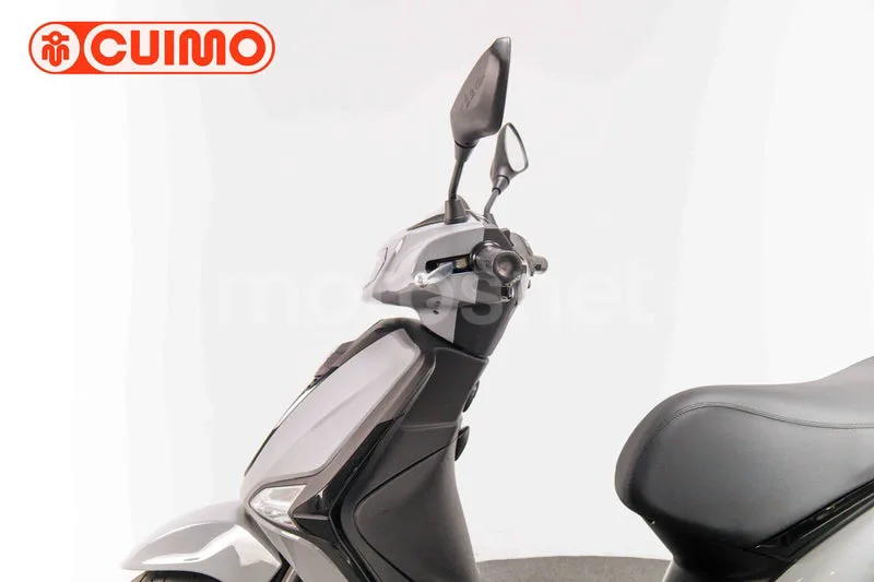 Piaggio Liberty S 125 – Vista 21