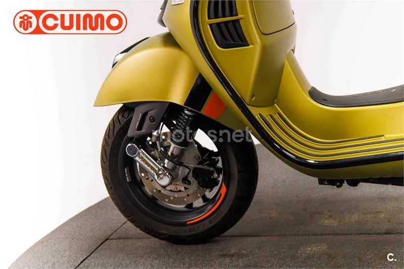 Vespa GTS 125 – Vista 19