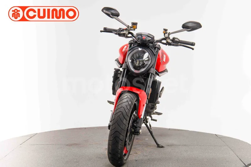 Ducati Monster – Vista 19
