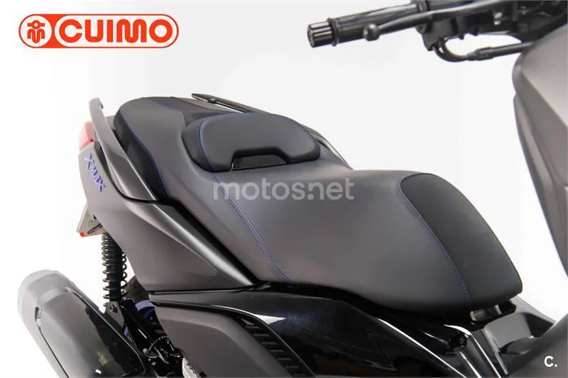 Yamaha XMAX 300 – Vista 12
